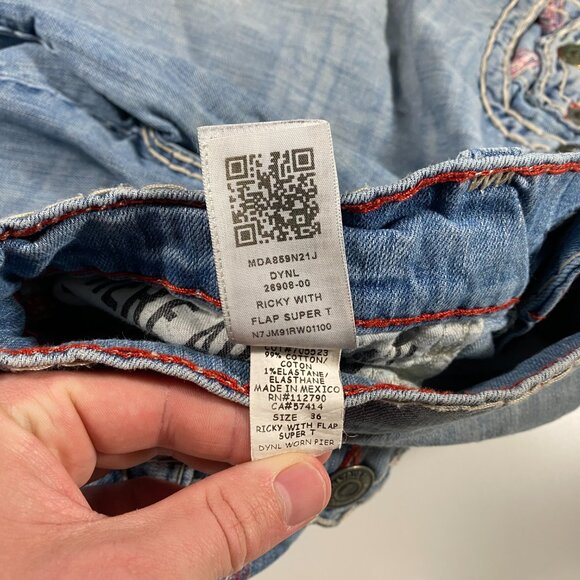 True Religion Ricky w/ Flaps Red Stitch Relaxed Straight Leg Jeans mens 38x32 - Picture 10 of 15